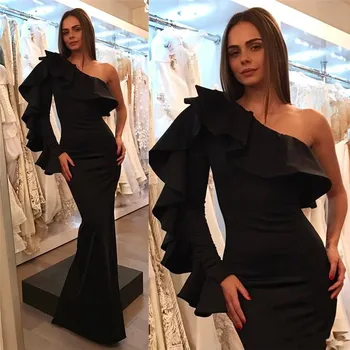 2020 elegantiška juoda ilgomis rankovėmis vakaro suknelės undinė ilgio rankovėmis ir ruffles satino arabų plius dydis oficialų prom šalis suknelė