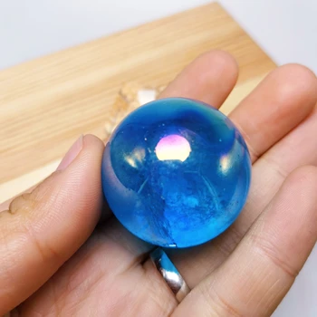 Apie 3,5 cm Titano Aura Angel Blue Crystal Balls Kristalų Galvanizavimo Aura Srityje Reiki Healing Krištolo namų dekoro