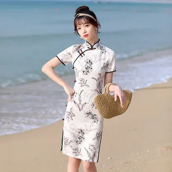 Vasarą Naujos Moterų Trumpomis Rankovėmis Qipao Lady Spausdinti Socialinio Etiketo Suknelė Moterų Kinijos Tradicinės Seksualus Cheongsam